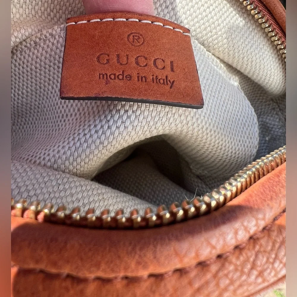 Gucci Soho Series Chain Crossbody Bag with Tassle - Picture 7 of 13